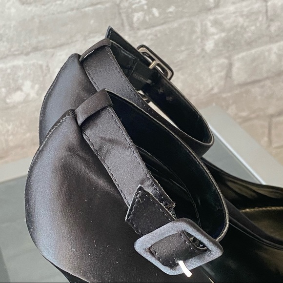 NWOT Shoe Dazzle Black Satin Heels - Picture 8 of 12